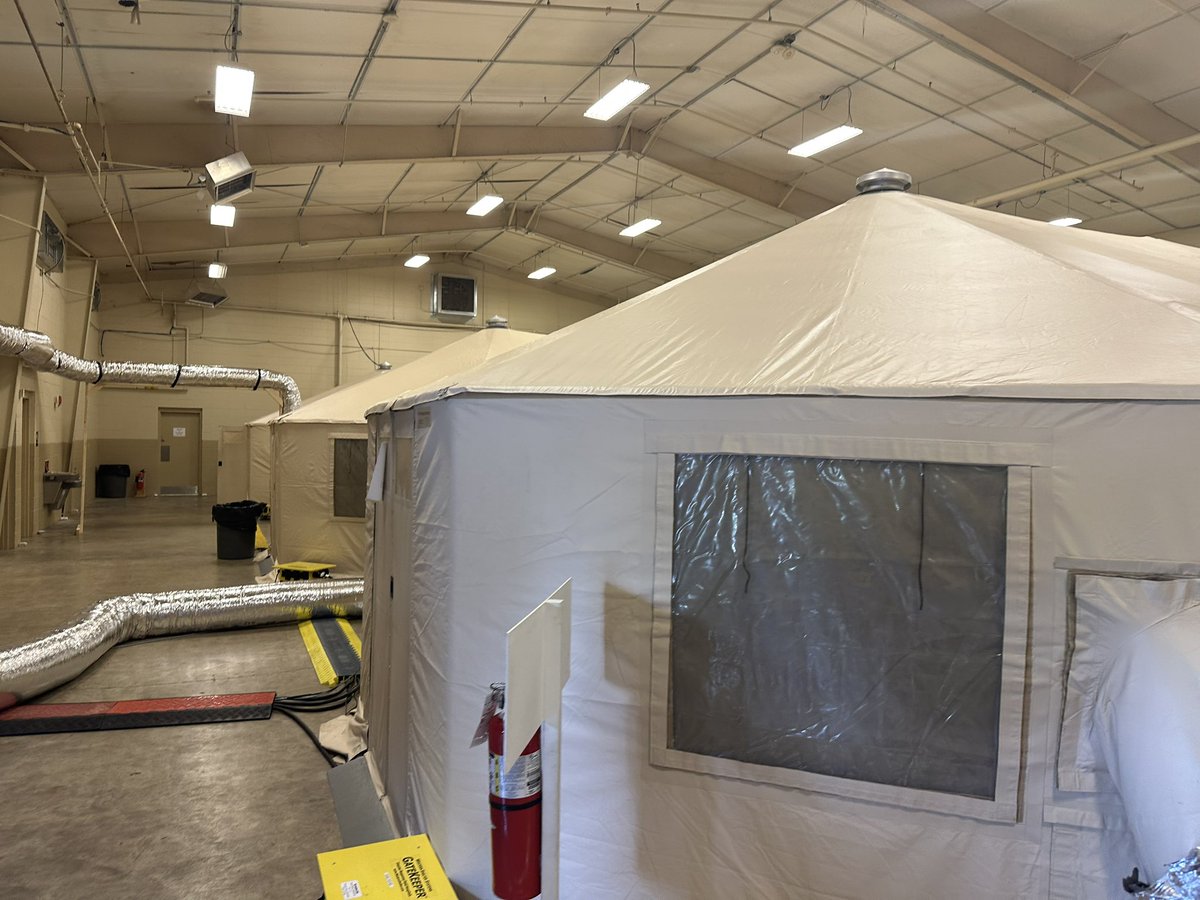 williamkneipOM's tweet photo. (2) UMMC and the community hospital have partnered to continue to provide healthcare needs for residents. The technology that has been brought to the area is going to save lives. I’ve never been more proud to be an Ole Miss alum to see these partnerships in action. https://t.co/Ky56P4ge9d