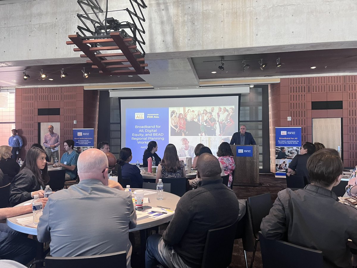 christinewmoore's tweet photo. Huge turnout today @ the #Broadband for All, Digital Equity & BEAD Regional Planning Workshop. We’ve got ISPs, CBOs, Govt & community members @ the table in the downtown library to move SD/IV forward with adoption and access for a #connectedcommunity @ATTPolicyCA #GetConnectedCA https://t.co/FnZ48sxYhn