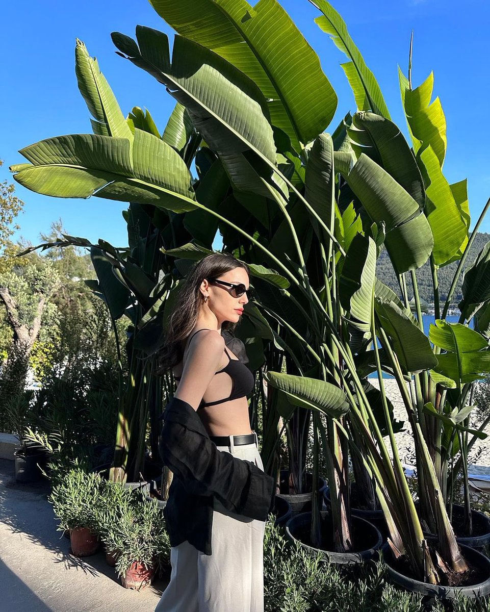 • @|yagmurtanrisevsin / instagram feed 

#YağmurTanrısevsin