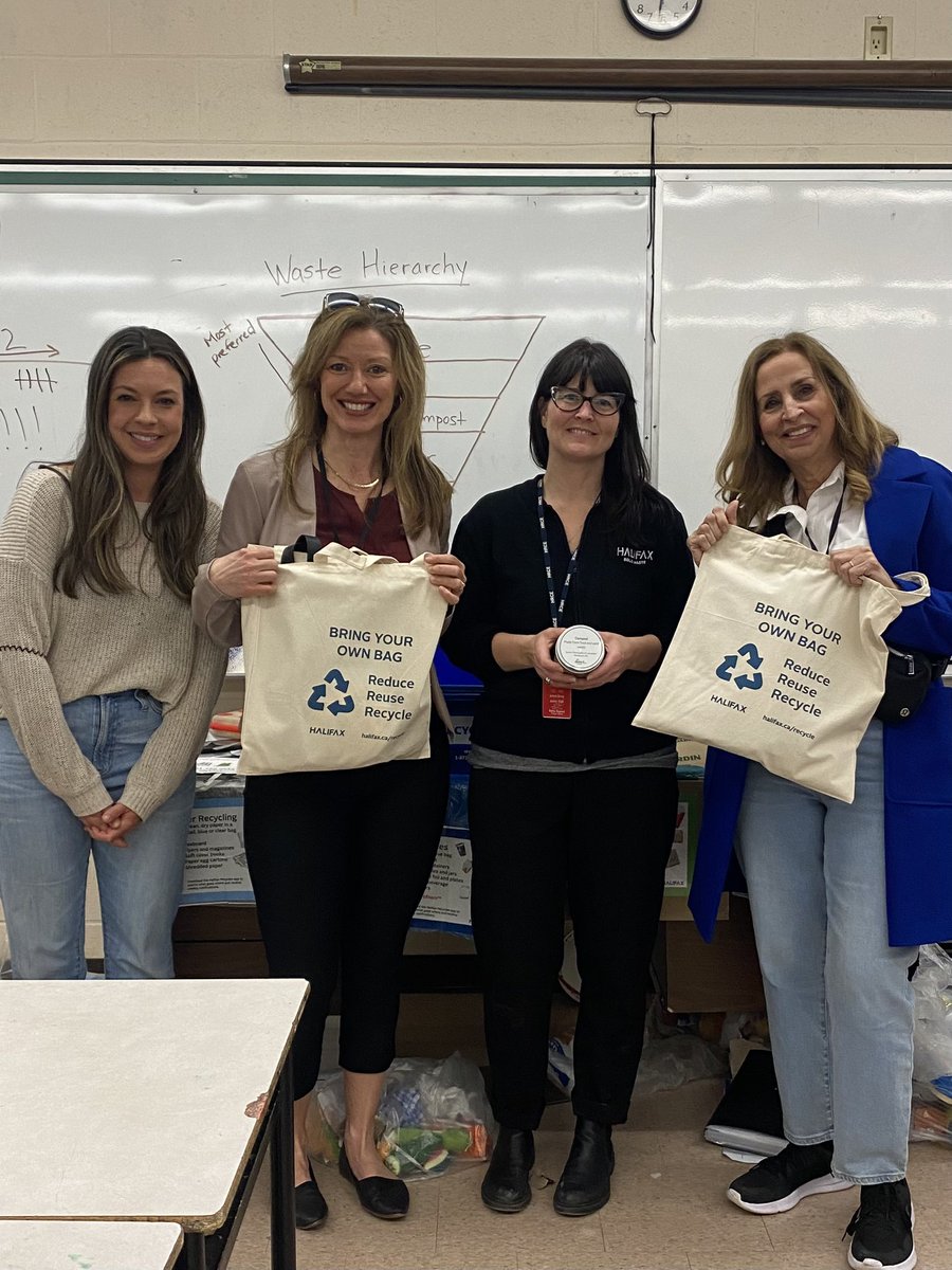 Lorelei Nicoll tweet media