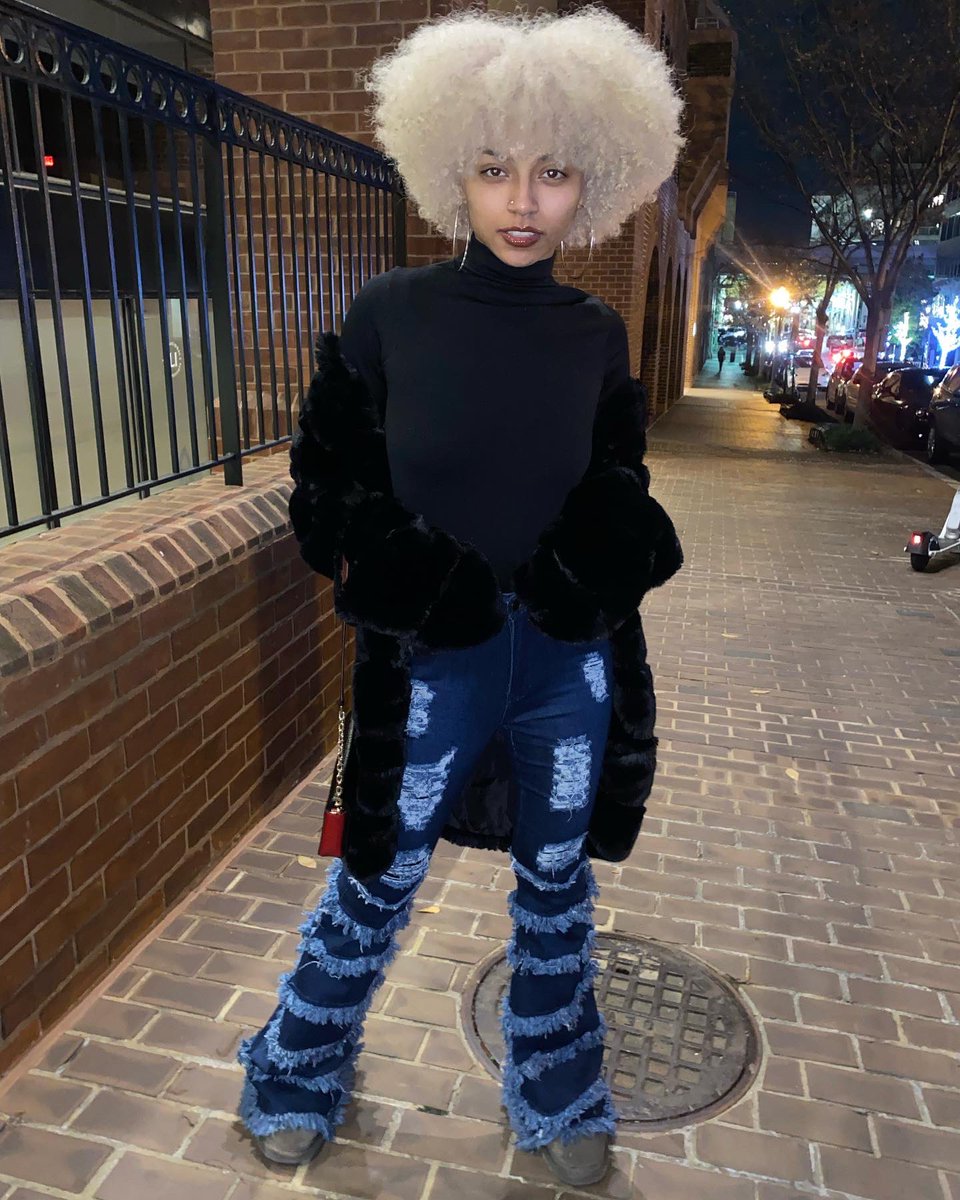 Katt 🇸🇻 tweet media