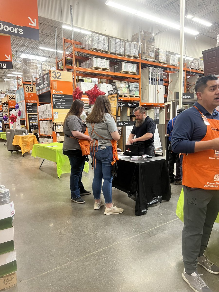 Jennifer Orozco (@h0523jennifer) on Twitter photo Roadshow 6562 š„ thank you for all your support to our service providers! Thank you for all you guys do and the partnership š¤ <a href="/Homedepot6562/">Homedepot 6562</a> <a href="/SMaurice2/">Sally Maurice</a> <a href="/IblasBlas/">Ivan Blas</a> <a href="/AwardCustomTile/">A-Ward Tile Inc.</a> <a href="/cfieldstuffshed/">Christopher Fields</a> <a href="/samedaywh/">Same Day Water Heaters</a>, thank you Damien(cabinet makeover) and Danny (cooper) Roadshow 6562 š„ thank you for all your support to our service providers! Thank you for all you guys do and the partnership š¤ <a href="/Homedepot6562/">Homedepot 6562</a> <a href="/SMaurice2/">Sally Maurice</a> <a href="/IblasBlas/">Ivan Blas</a> <a href="/AwardCustomTile/">A-Ward Tile Inc.</a> <a href="/cfieldstuffshed/">Christopher Fields</a> <a href="/samedaywh/">Same Day Water Heaters</a>, thank you Damien(cabinet makeover) and Danny (cooper)