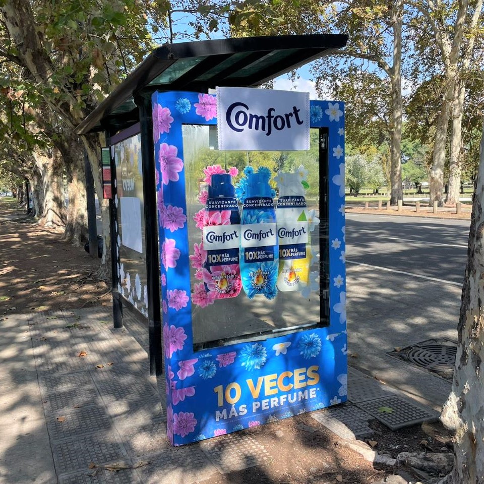 LATCOM | WORLDCOM OOH tweet media