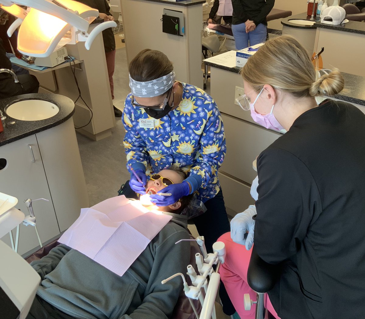 clcmnedu's tweet photo. Dental Assisting students, along with area dentists, hosted Give Kids a Smile Day today! It provided free dental care to underserved children.
#clccares #dentalassisting #dentalassistant #dentistoffice #givekidsasmile https://t.co/DSvIjTPJ3j