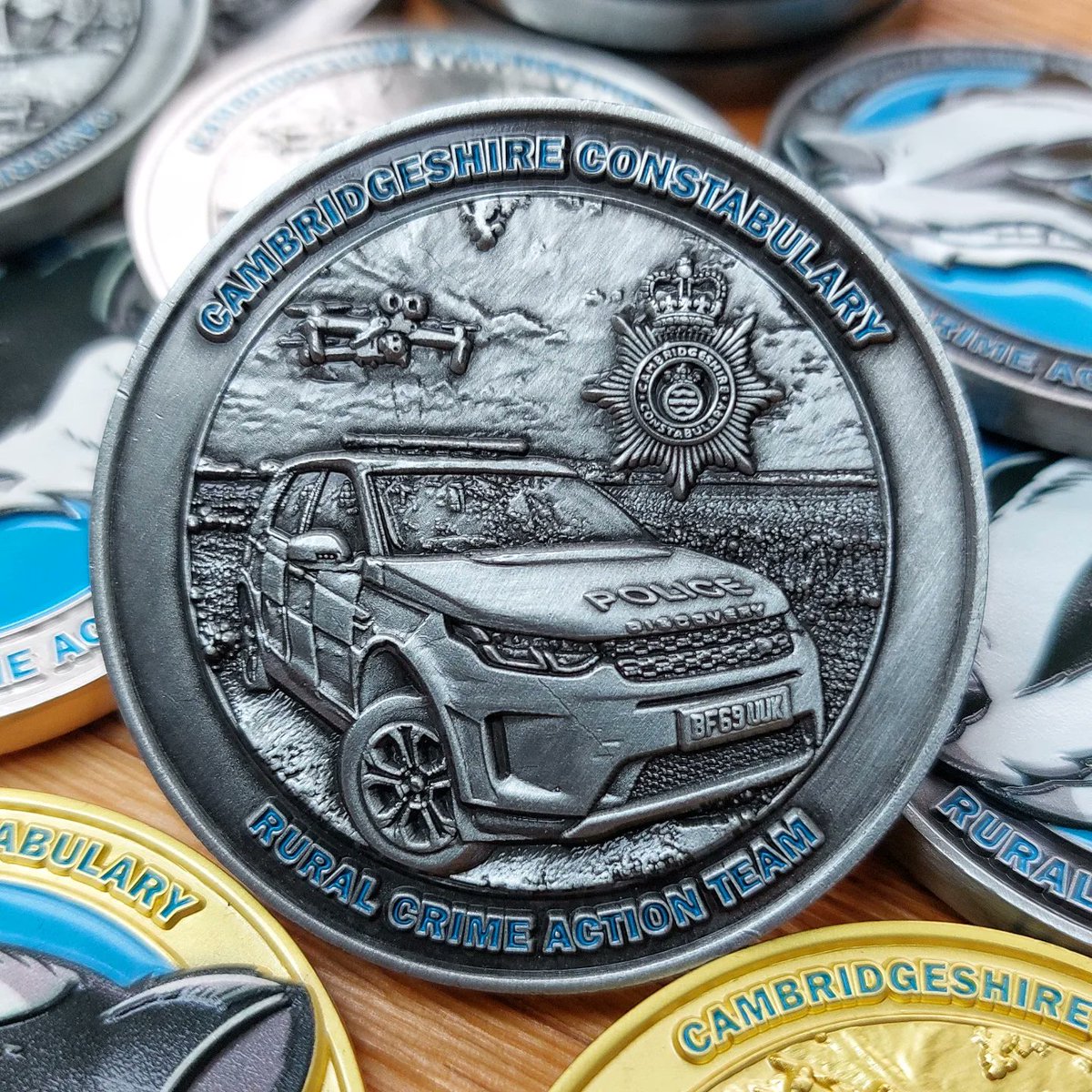 InfoCoinsClub's tweet photo. Due to their popularity, we've produced more Coins &amp; Patches to meet demand in some different finishes for our client... Including 20 special gold #challengecoins 🪙

Small number up for sale as charity fundraiser...
Details email... Rcatcoin@gmail.com https://t.co/tW5ryepjiK