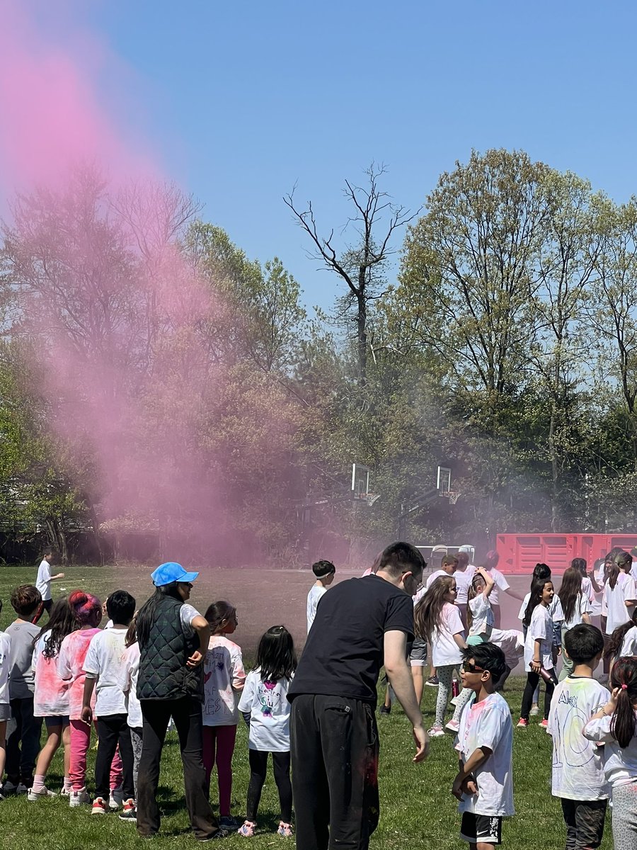 <a href="/RikerHillRams/">Riker Hill Elementary School</a> Color Run 2023!! #Weareramily