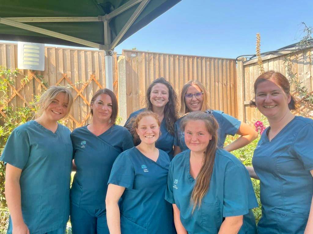 ***Calling all Registered Vet Nurses*** 
We are expanding &amp; need 2 new #RVNs to join our new 2nd independent small animal practice in Binfield, start date late summer 2023. Nursing salaries range from £26k-£35k. If interested, email your CV to louise@mulberryhousevets.co.uk.
