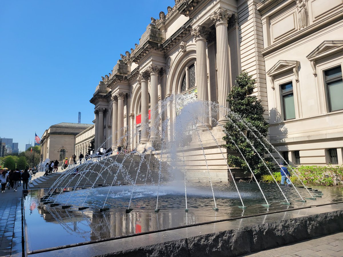 MsReinfried's tweet photo. Great field trip to @metmuseum yesterday https://t.co/lSg1hAiG9h