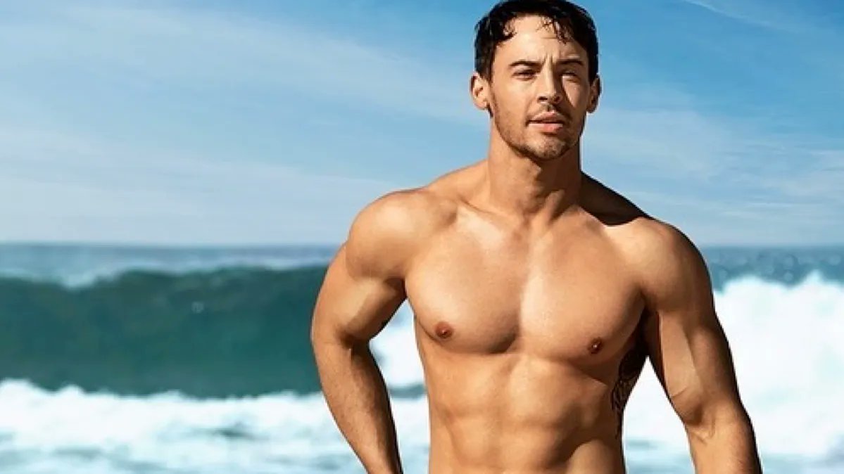 socialitelife's tweet photo. Meet this week's Instagram hottie Dylan Mahoney. Click through to check out the pics https://t.co/H3WLRfrwKl #Instahottie #DylanMahoney https://t.co/bKNzocb7p1