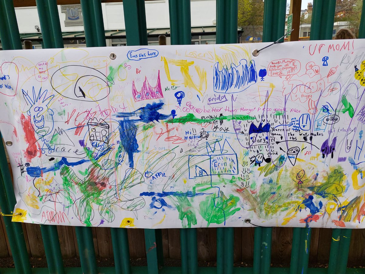Mike Hakata (@mikehakata) on Twitter photo Wonderful to bump into <a href="/alexworre11/">Cllr Alex Worrell π</a> and <a href="/haringeycouncil/">Haringey Council</a> 's Active Travel guru, Wendy, at the St.Aidan's VC Primary School Play Street today. Great to chat with Headteacher, Kate, about safe&active travel. And Dr. Bike was there too. 1/ Wonderful to bump into <a href="/alexworre11/">Cllr Alex Worrell π</a> and <a href="/haringeycouncil/">Haringey Council</a> 's Active Travel guru, Wendy, at the St.Aidan's VC Primary School Play Street today. Great to chat with Headteacher, Kate, about safe&active travel. And Dr. Bike was there too. 1/