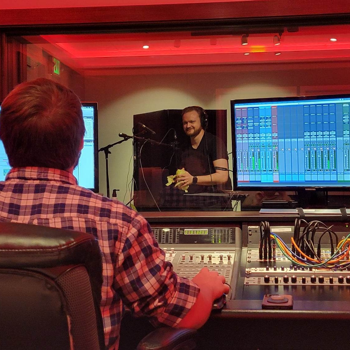 Voices_Now's tweet photo. Happy Foley Friday! We had a great time recording foley for an upcoming short film. https://t.co/ZGmcFjRjqD