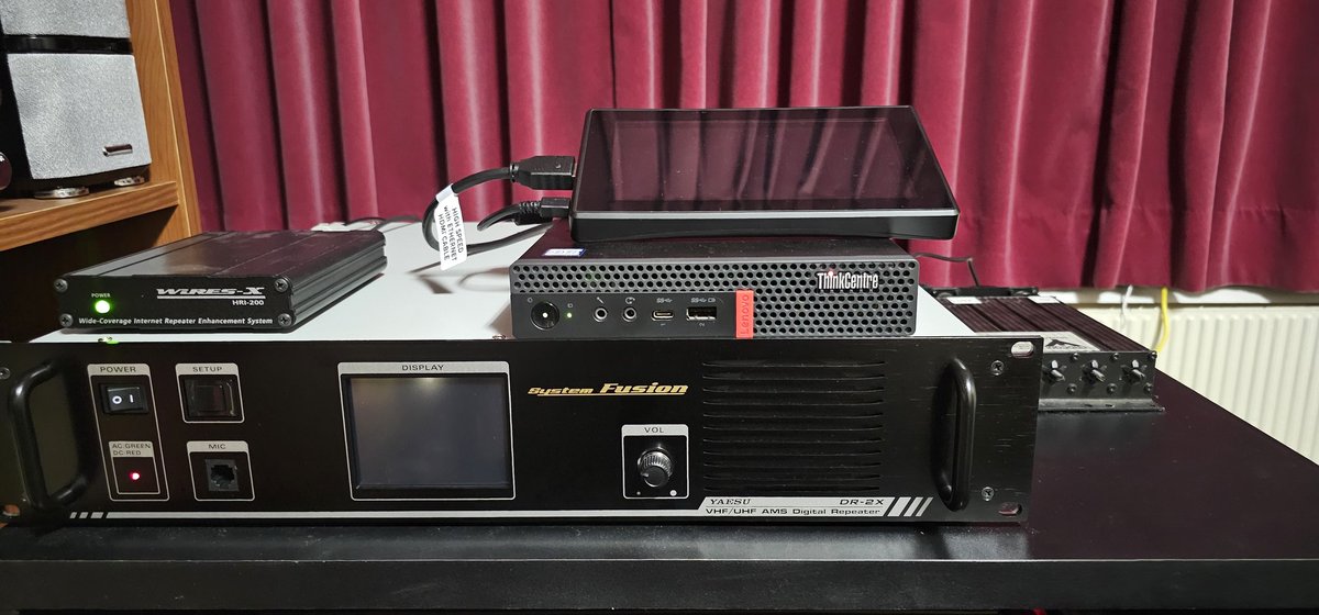 Dzl_Rptr_Group's tweet photo. System Fusion werkt weer. Er loopt ook een aanvraag bij de RDI. Die moeten de gevraagde frequentie eerst coördineren met Duitsland. Na goedkeuring zal de repeater worden verplaatst naar een locatie met provinciaal bereik. https://t.co/5CROx6TRvQ