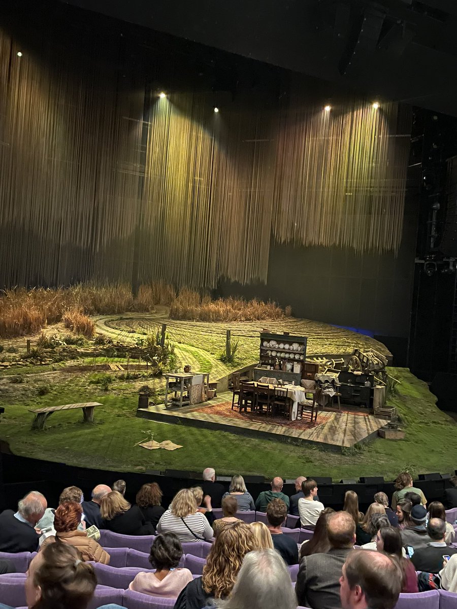 At the magnificent @NationalTheatre watching #DancingAtLughnasa