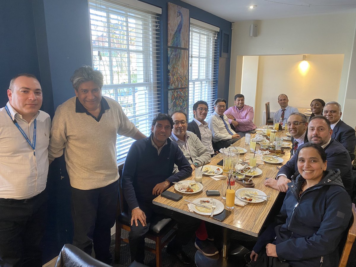 ShivPandian's tweet photo. @ukurology @PavlakisPavlos @BAUSurology @alvan_pope @johal_navroop @erik_havranek @WadeGayed @vinay_kalsi @UroNoel Privilege and honour to help as faculty again in the ever so popular #NorthwickPark #FRCSUrolVivaCourse and participate in the faculty course dinner @mumbaijunction today. Best wishes to all the trainees who attended the course and sitting their exam in May 2023 💐