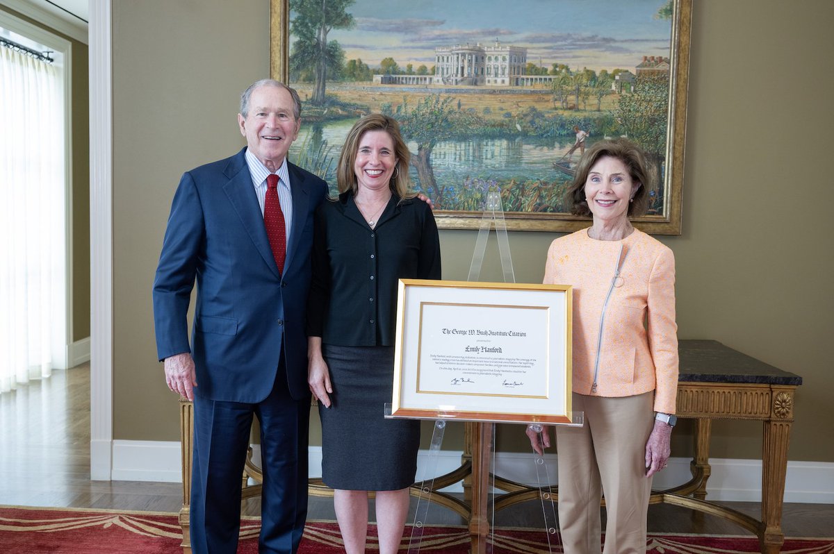 Yesterday at the 2023 #ForumOnLeadership, <a href="/ehanford/">Emily Hanford</a>, Senior Correspondent and Producer at American Public Media, received the 2023 George W. Bush Institute Citation Recipient on stage from <a href="/laurawbush/">Laura Bush</a>.  

Watch the full program or specific sessions here: ow.ly/tgqv50NPn8m