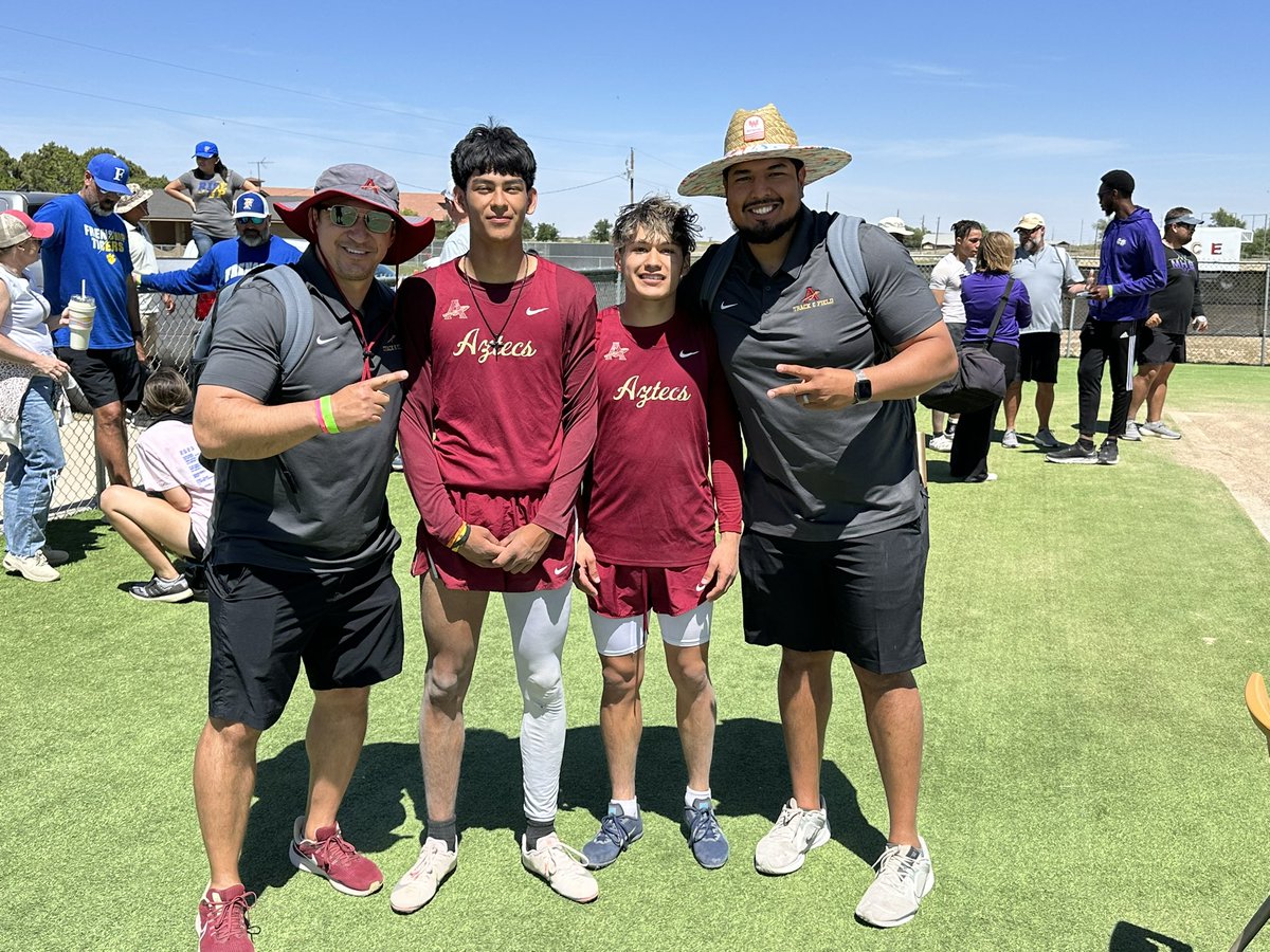 Evan Garcia takes 2nd place 🥈 in long jump AND Devin Rubio jumps into 4th. Pack your bags!! Two long jumpers headed to Regionals!! ✈️ 
<a href="/Coach1Martinez/">Frank Martinez</a> <a href="/EDAztecs_HS/">Patricia Pedroza</a> <a href="/CoachGabaldon/">Norbert Gabaldon</a> <a href="/CoachCpat_JHM/">Cedric Patterson</a> <a href="/klopez_EDHS/">Kristen Lopez</a> <a href="/CoachRamirez__/">Dominique Ramirez</a>
