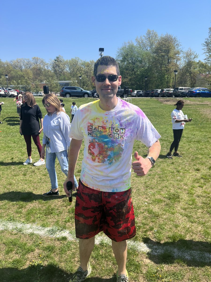 MrsRosarioRHE's tweet photo. @RikerHillRams Color Run 2023!! #WeAreRamily https://t.co/HEdvhJ7ifz