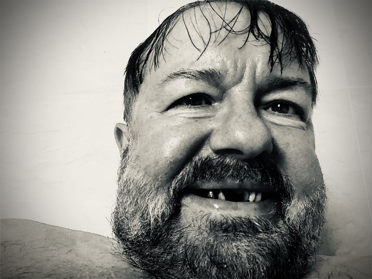 Ricky Gervais tweet media