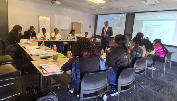VumiliaAfrica's tweet photo. #EthicsTraining - The number one cry for our generation is from a lack of sound ethical leadership. No pandemic surpasses leadership void. We are glad to be running a Youth Leadership Program for a leading infrastructure company in Johannesburg. #TheVumiliaWay #SkillsDevelopment https://t.co/4gaTYyLTZt