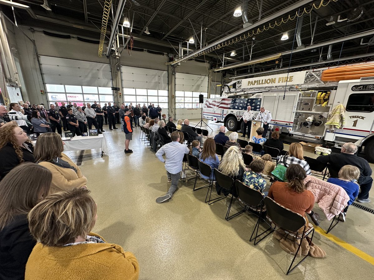 Fire Chief Bill Bowes received a well deserved retirement party this afternoon at Station 1. Thank you Chief! What an impact you’ve had on our department and the communities we serve! Enjoy your retirement!