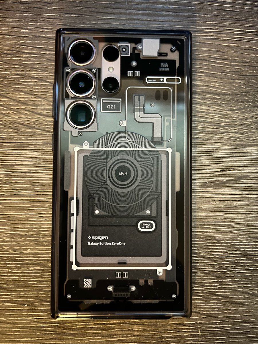 OMO6IX's tweet photo. This @SpigenWorld hybrid case is damn fire on my lavender S23Ultra. Now i wait until my iPhone Hybrid case comes in #Spigen #SpigenWorld #SpigenCase https://t.co/EgQLitD3dm