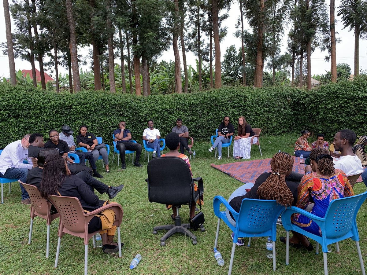 Our_Past_In's tweet photo. Today we Joined @TekExperts_RW and visited the Aheza healing center we met a group of Genocide survivors families, listened to their testimonies and reconstruction journey and this group delivered a message of hope and donated some home basic needs to these families. 

#Kwibuka29 https://t.co/z2vp7FWj9x