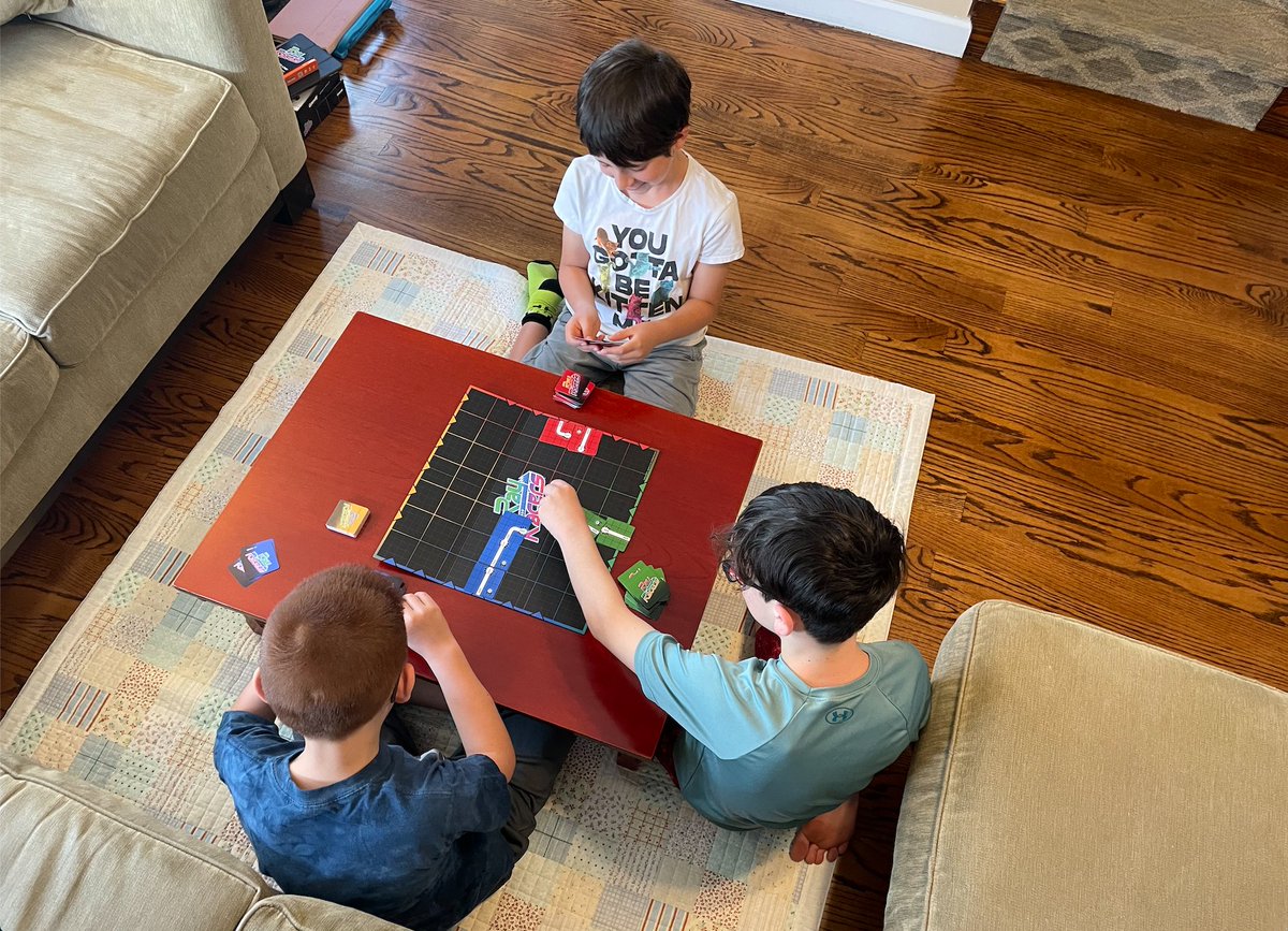 GameyTogether's tweet photo. Rev up your engines and get ready to race around the board with your friends. Check out RayRacers – Race around the board, dodge obstacles and try to outwit your opponents to become the ultimate champion. https://t.co/OAFXqOtVYb #RayRacers #boardgames #racinggames @IndiproGames https://t.co/biWlvikMm3