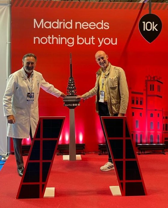 JAMUrrialde's tweet photo. El domingo 34.000 héroes tienen un cita con #Madridchulo en @RNRmadmaraton : momentos y amigos que dan sentido a esta pasión #running https://t.co/YBKihAbGq8