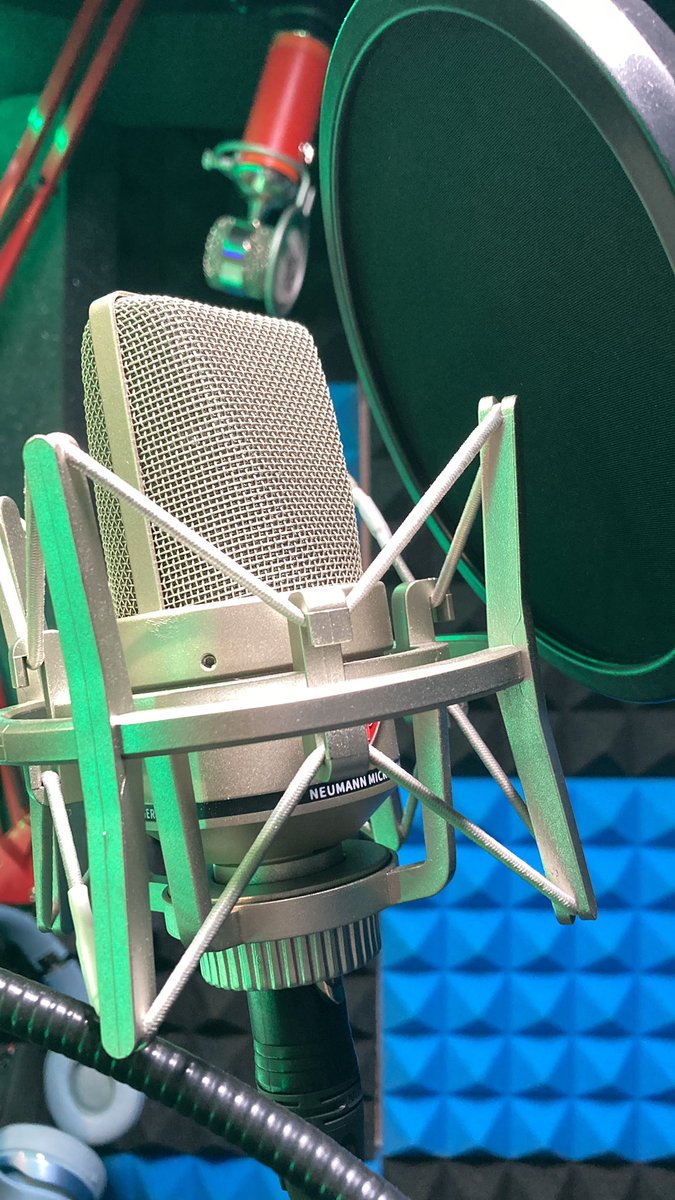 #Neumann #microphone #musicstudio IYKYK 🤷🏾‍♀️