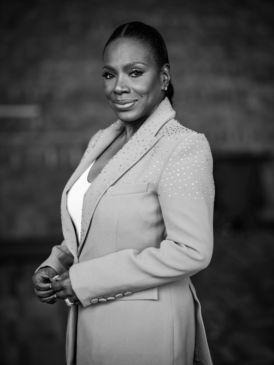 To say I am a fan is an understatement, it was such a pleasure to meet the global treasure that is <a href="/thesherylralph/">sheryl lee ralph</a> 
at <a href="/TEDTalks/">TED Talks</a>