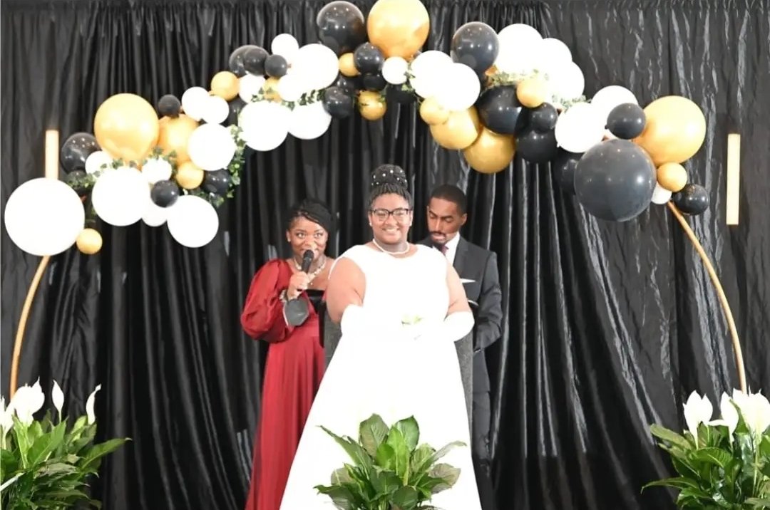 DawnBaldwinGib1's tweet photo. P.A.C.E hosted a phenomenal Scholar-Debutante and Academic Awards Ball last year. We have another amazing celebration of educational excellence planned for the P.A.C.E Coronation and Academic Awards Celebration #PACEForward #educationalexcellence https://t.co/F7OUvYI7OL