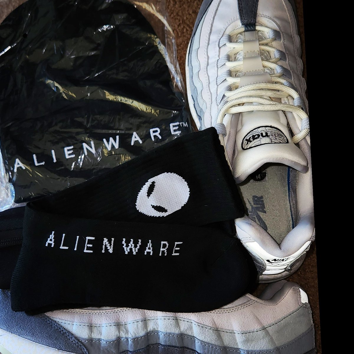 DjSWOOSHnj's tweet photo. Glad I Have Amazing DJ Interns ๐๐พ๐๐๐พ
This Weekend is Going to Be Amazing ๐ต๐ถ๐ต๐ถ
Thank You @Alienware ๐ฝ๐ฝ
#djswooshapproved #djswooshnj #Alienware #Alienwarex14 #alienwareX14r2 #djlaptop #loyalty #worketic #biggestfan #teamplayer #trendsetter #Jerseyshore https://t.co/l1ZQAWOxS8