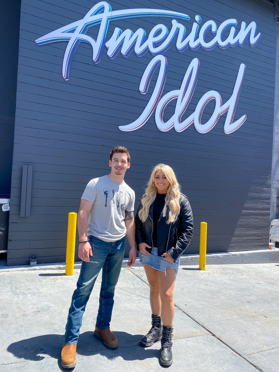 AmericanIdol tweet picture