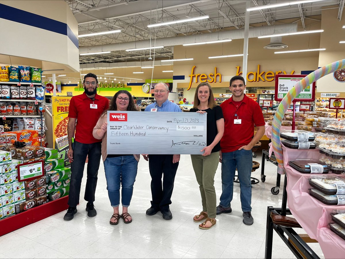 Just released @weismarkets 2022 Sustainability Report: Guided by Nature detailing our efforts to conserve resources and embrace green design. To mark the mark the occasion, we donated $1,500 each to three organizations working to improve the environment bit.ly/3Lj6eZE