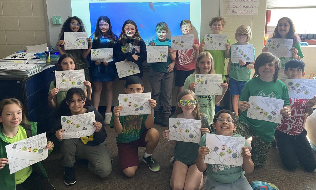 fabulousgrade5's tweet photo. This week we became Earth Day Investigators  🌎 https://t.co/UWoqRxSqjg