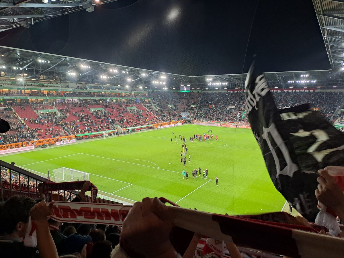 Nach dieser 1. Halbzeit kannst du froh um den Punkt sein. Mal wieder war der Support von den Rängen deutlich besser als die Leistung der Mannschaft. 
#VfB #FCAVfB