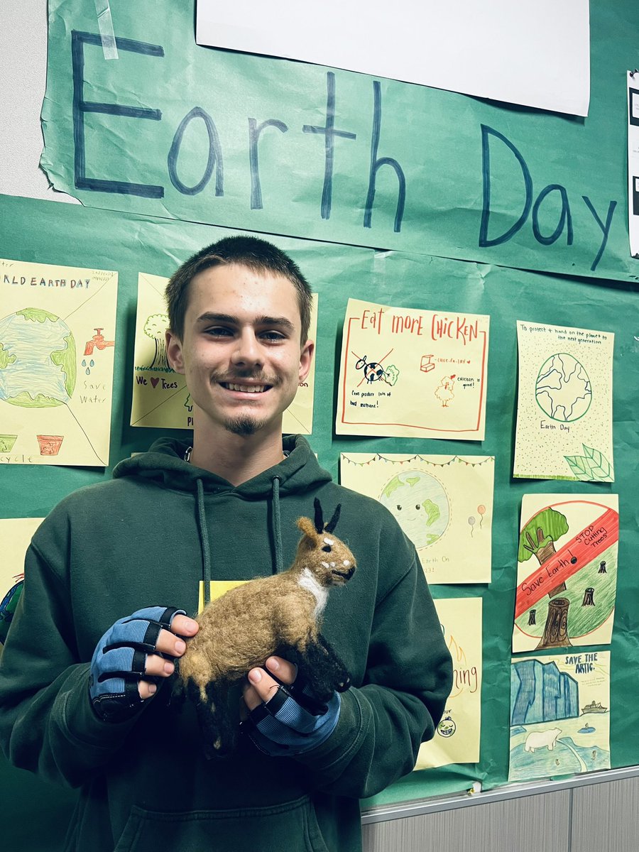 MrsHoangClass's tweet photo. Wrapping up Earth Week with awesome projects in preparation for Earth Day, April 22, 2023. #SharkScience20 https://t.co/Bezo6r7NYg