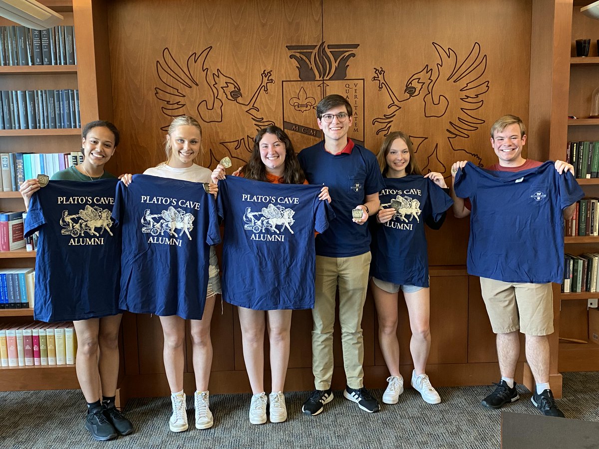 ULmCenter's tweet photo. This year's freshmen recently finished up their study of Plato's Republic under the guidance of McConnell Center Director Gary Gregg. They have finally made their way out of the cave! #PlatosRepublic #PlatosCave #McConnellScholars #McReads https://t.co/0GHpmfllEg