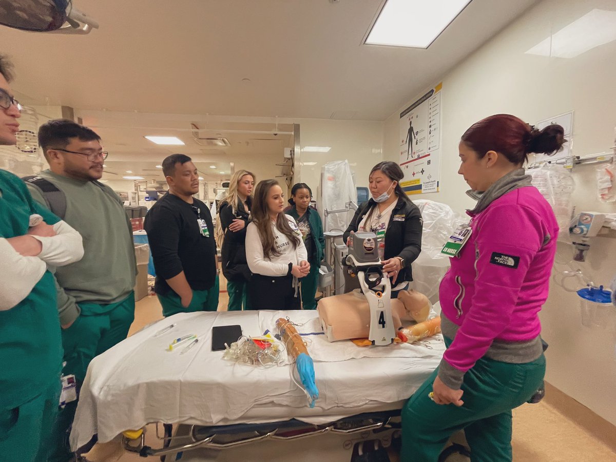 A smorgasbord of Sim: orthopedic emergencies, slit lamp/ophthalmologic emergencies, nerve blocks (with cookies), mass casualty review, and interdisciplinary nursing resuscitation Sim. We are always hungry for more! #emergencymedicine #Simulation