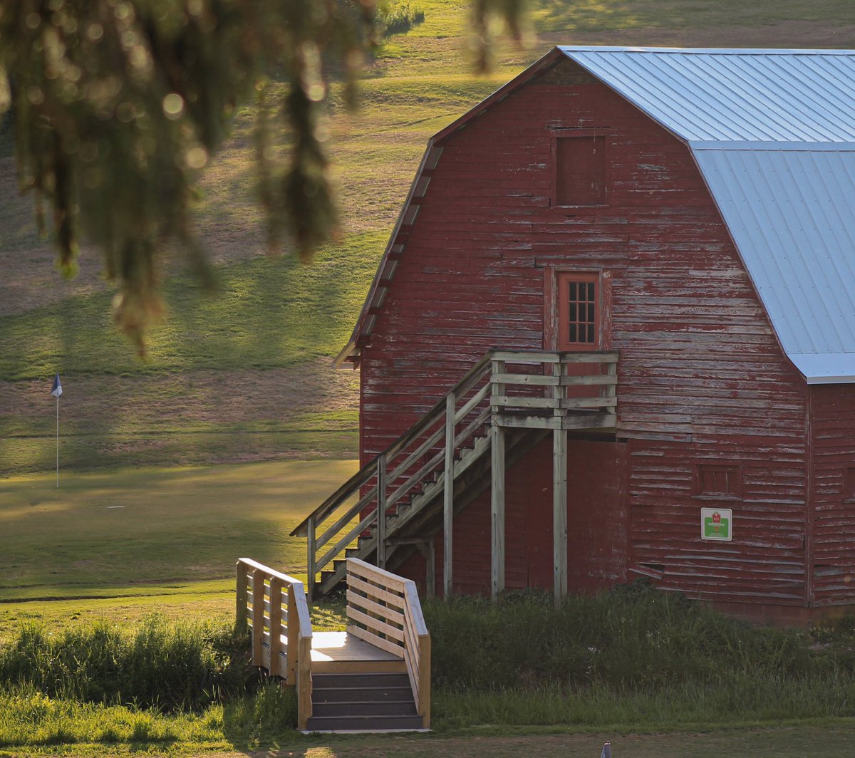 🤩

Short game heaven.

#GolfTheBarn