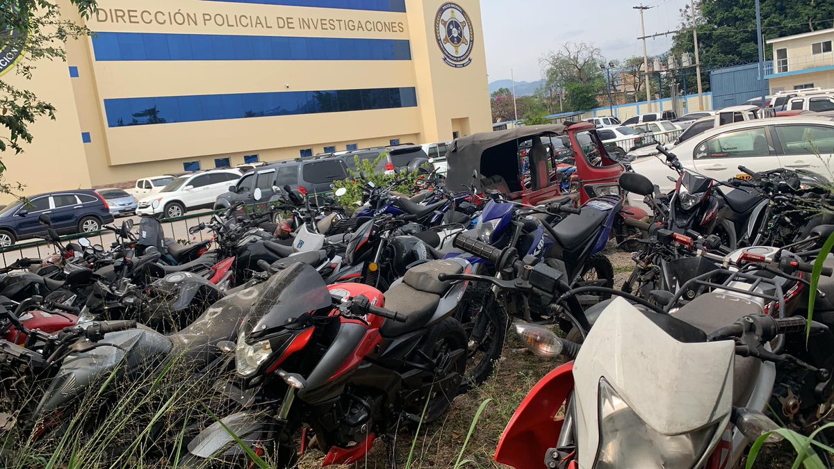 SSEGURIDADHN's tweet photo. #UNPH. #ITP #CETEP #EIC #CEP en el auditorio de la Escuela de Investigación Criminal (EIC), Con el fin de dignificar la salud mental de los miembros de la Policía Nacional, se realizó una conferencia sobre salud mental. https://t.co/nxyn7oCZjV
