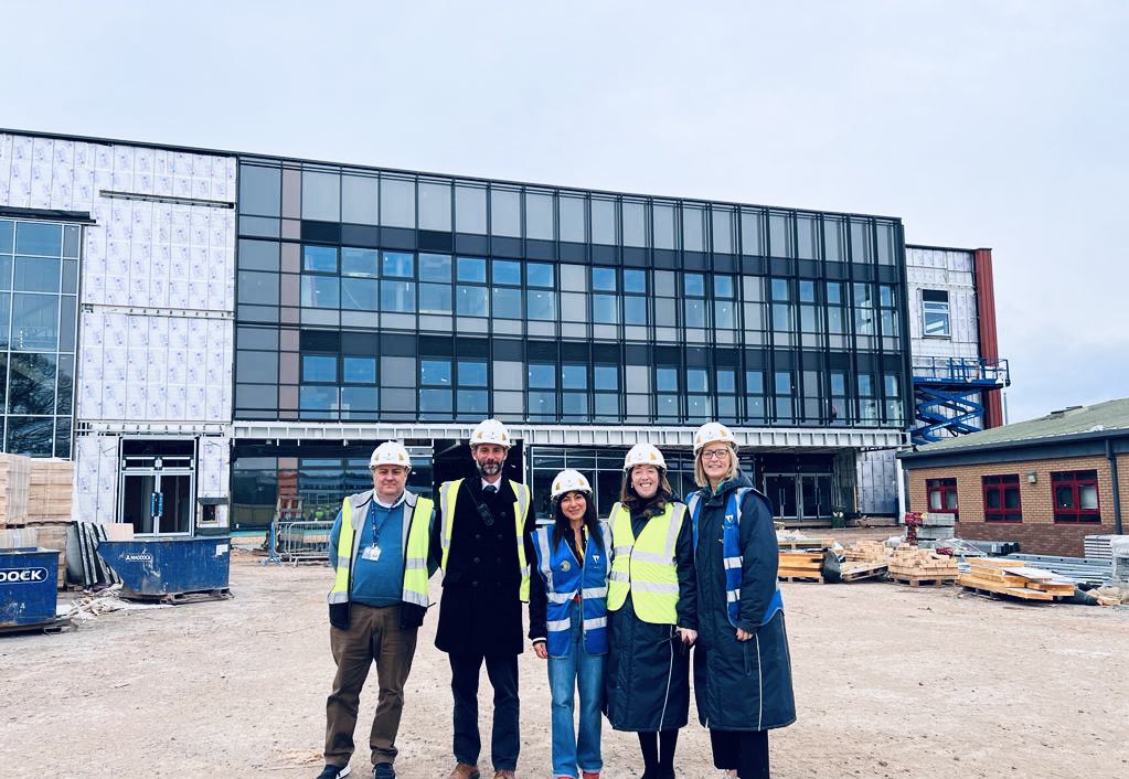 So great to take @icon__design on a tour of Adeilad Balch today & finalise design features together with @c_balcombe @PDArchitects @WillmottDixon It’s looking spectacular inside already! #believingandbelonging #countdown @bassalegbuild @BassalegSchool1 @NewportCouncil @tmillard85