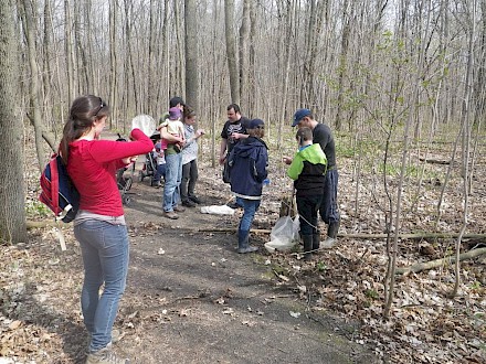 24hdescience's tweet photo. 6 mai-QUÉBEC-Chasse aux bestioles au parc des Hauts-Fonds  #24hdescience #odysci  https://t.co/oP31TIQMr2 https://t.co/b7RLIfs73y