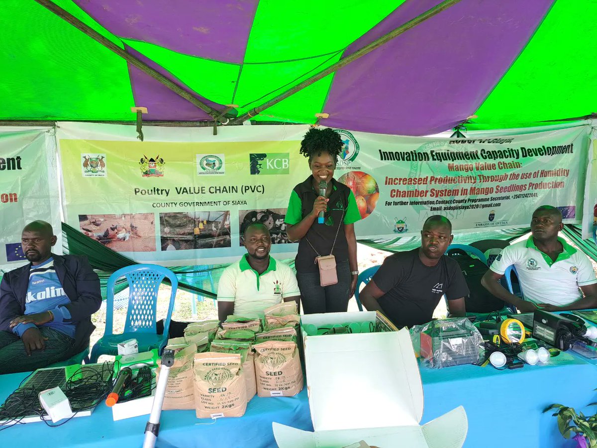 PollyFoundation's tweet photo. Today our team joined several CSOs and farmers based in Siaya County for a farmers field day held at Mur-Makanga centre.
#FaceOutEcosystemImbalance
#OurSharedWorld https://t.co/9BLLrcmBxB