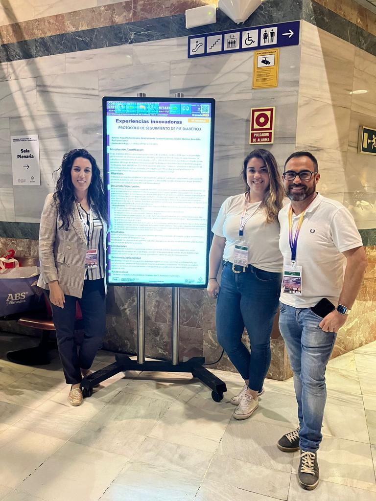Como siempre el equipo de #SúperCors <a href="/esthermrn/">Esther 🦋</a> <a href="/raqueljulian1/">Raquel</a> <a href="/_usobiaga/">Ana</a> Noelia García junto al #EFYC <a href="/dasulo95/">Daniel Susín</a> y sus tutores/as <a href="/ma_calcer/">Rosa Mª Gómez-Calcer</a> <a href="/rjaime2/">R</a> <a href="/Beatriz_Gmez_/">Beatriz Gómez Escalonilla</a> con varias comunicaciones en el Congreso #faecap23 #asanec23  <a href="/ACAMEC_/">ACAMEC</a> <a href="/sescamtoledo/">SESCAM</a> <a href="/SanidadCLM/">Sanidad CLM</a>