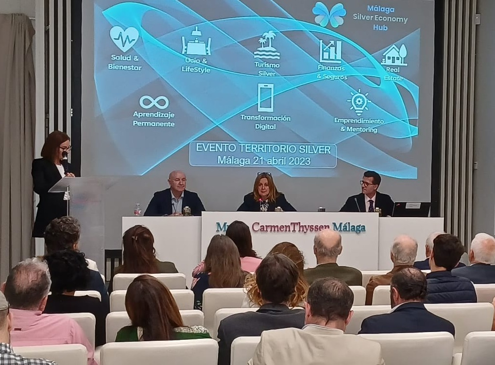La concejala del Área de Promoción de la Ciudad y Captación de Inversiones, Rosa Sánchez, ha asistido al ‘Territorio Silver’ de Málaga Silver Economy Hub, que ha tenido lugar hoy en el <a href="/thyssenmalaga/">Museo Carmen Thyssen</a>, donde se han abordado temas como el bienestar físico, mental y psicológico.