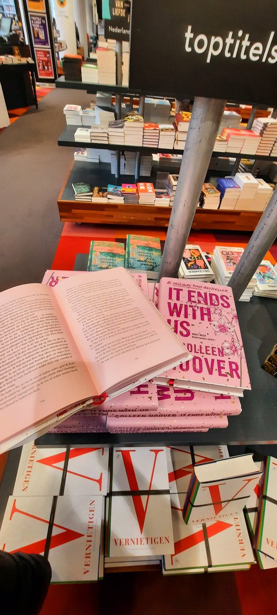 Me: I like to read books written by stoic writers.

Also me: gasp! This book has pink pages, must have.