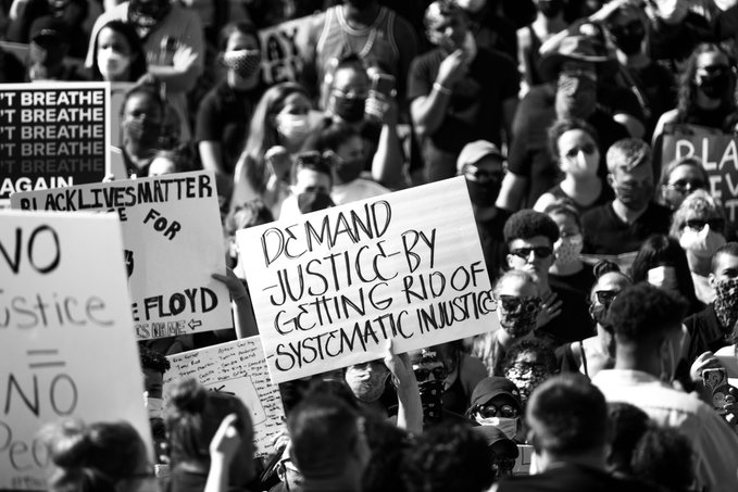 SafeH2o4Schools's tweet photo. @GunnyJ #CallOuttheCulture
~Ben Crump
#systematicinjustice https://t.co/HVh6SxyFO5