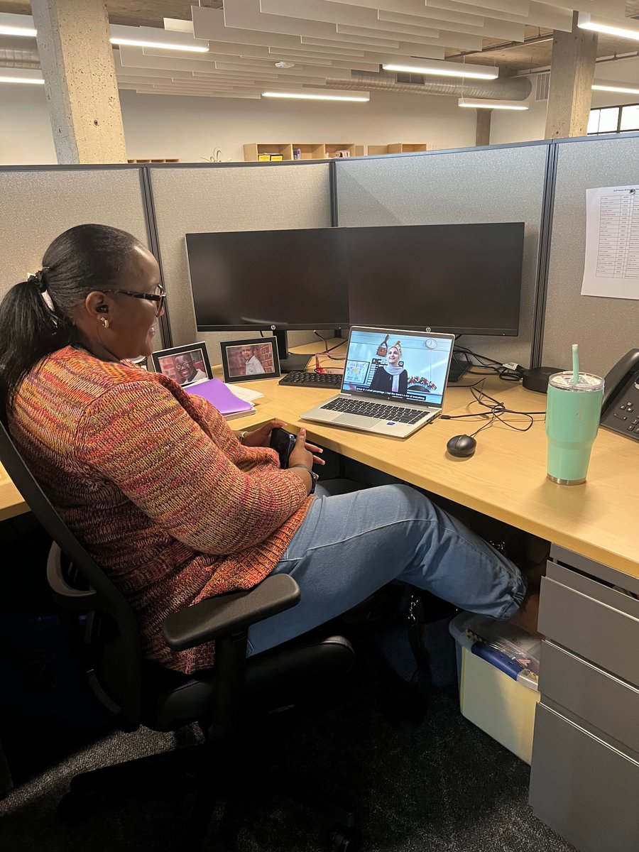 scsdsped's tweet photo. @SyracuseSchools @scsdsped staff engage in amazing in-house professional development on Diversity, Equity &amp; Belonging to continue to turn knowledge to practice💜 #SCSDDEB #SCSDCARES https://t.co/YvDFlE37zJ
