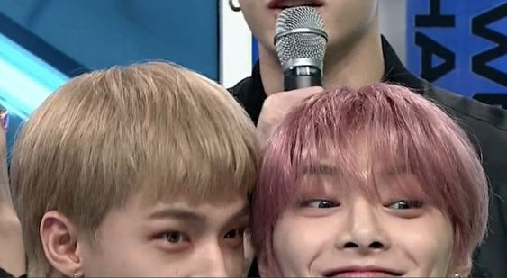 bcangchan's tweet photo. haii moots! aku mau bagi thr sedikit nih🤏🏻 ayo ikutan!!!🥳

gift nya : 15k spay buat 3 orang 

rt &amp; like aja yaaa! 
kalo mau mutualan boleh rep jugaa https://t.co/YLsL1FFBDs